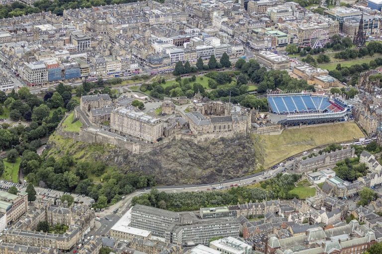 Edinburgh Castle: Royal Fortress and Military Stronghold