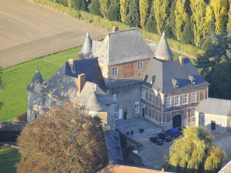 Fosteau Castle: A Historic Medieval Fortress in Belgium