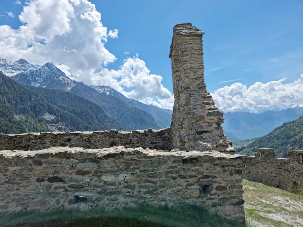 Graines Castle: A Medieval Fortress in Italy’s Aosta Valley 5 Graines Castle