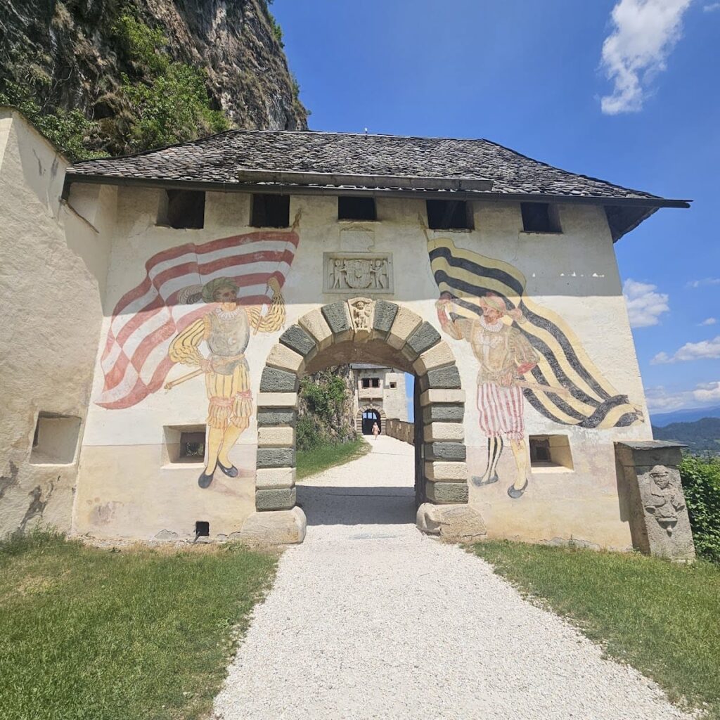 Hochosterwitz Castle: A Historic Fortress in Austria 9 Hochosterwitz Castle