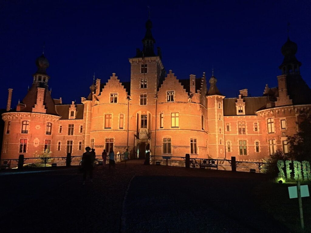 Kasteel van Ooidonk: A Historic Water Castle in Deinze, Belgium 8 Kasteel van Ooidonk