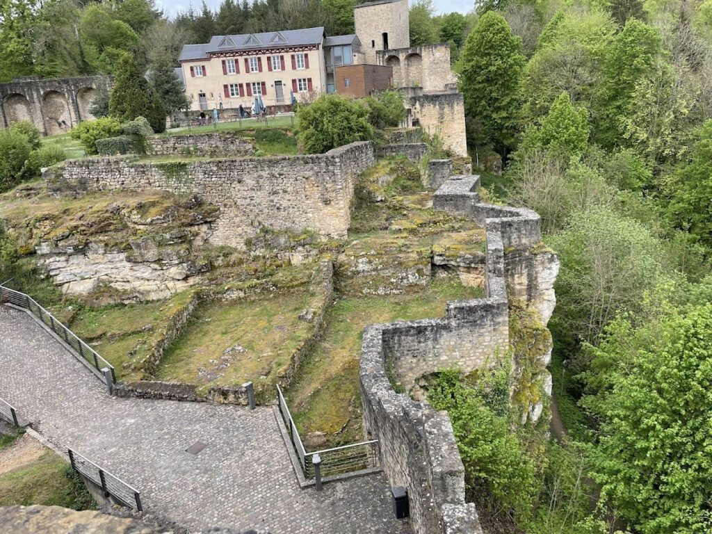 Larochette Castle: A Medieval Administrative Fortress in Luxembourg 5 Larochette Castle