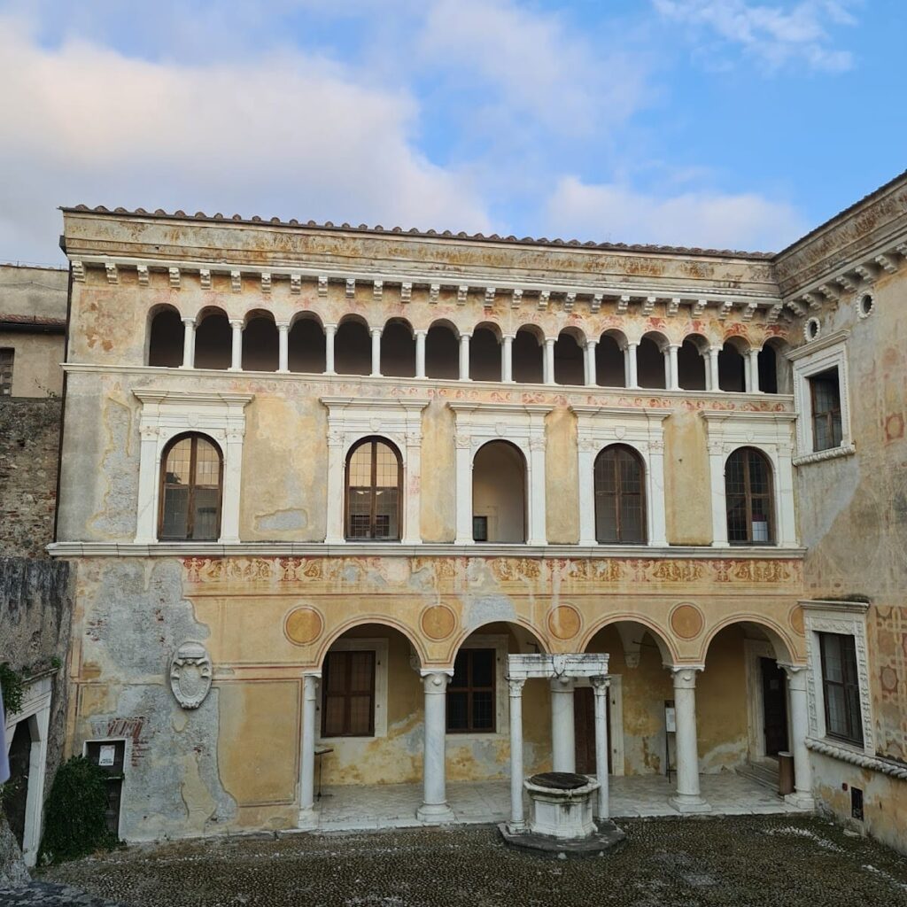 Malaspina Castle