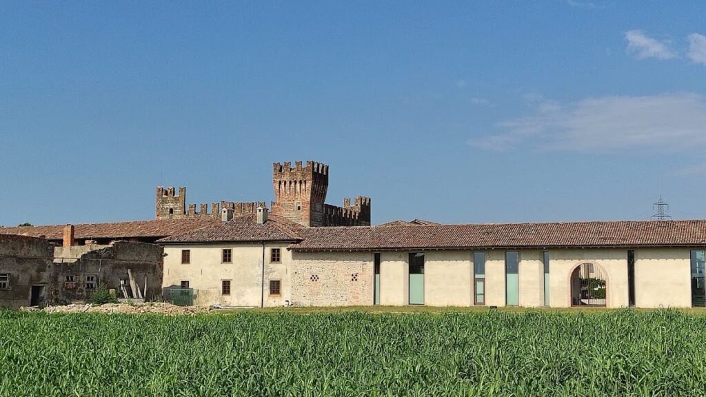 Malpaga Castle: A Renaissance Military Residence in Italy 2 Malpaga Castle