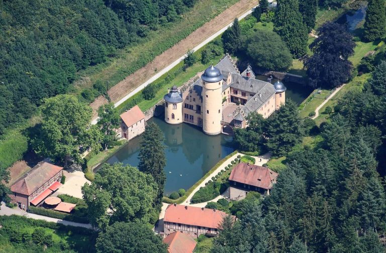 Mespelbrunn Castle: A Late-Medieval Moated Residence in Germany