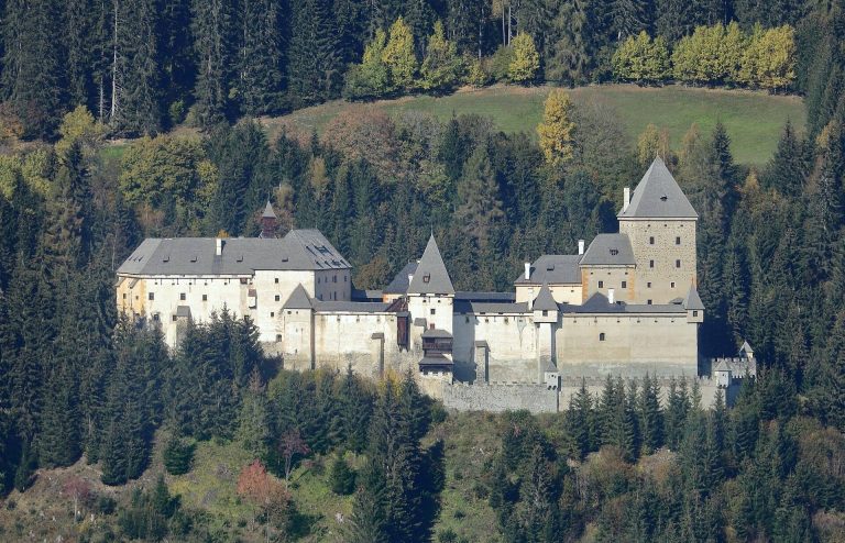 Moosham Castle: A Medieval Administrative Fortress in Austria