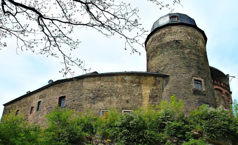 Mylau Castle: A Medieval Hill Fortress and Museum in Germany