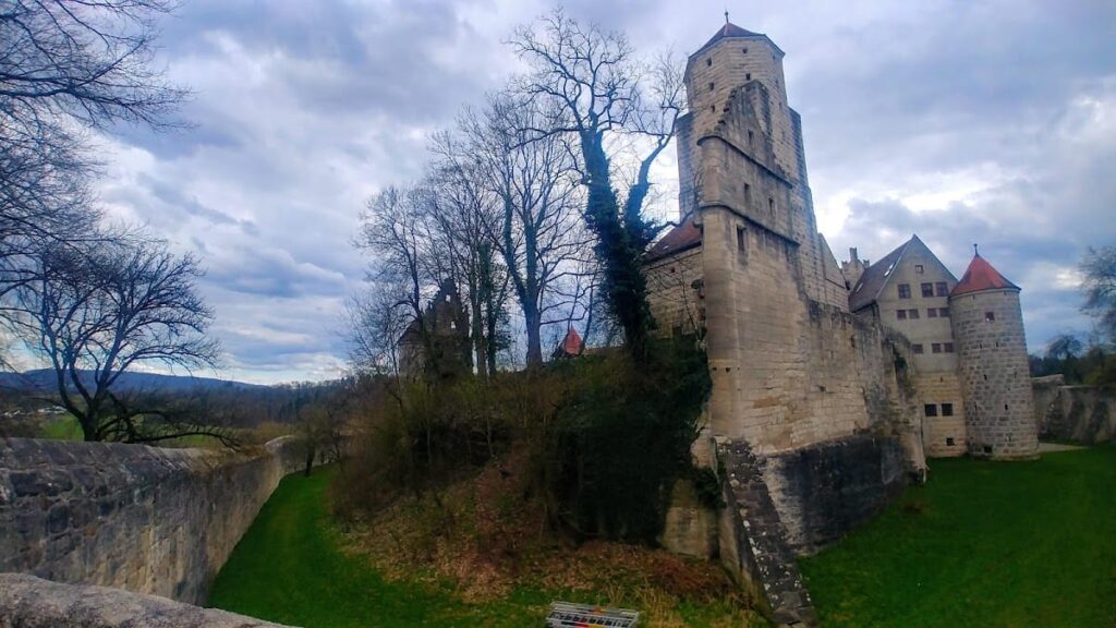 Niederalfingen Castle: A Hohenstaufen Fortification and Renaissance Castle in Germany 4 Niederalfingen Castle