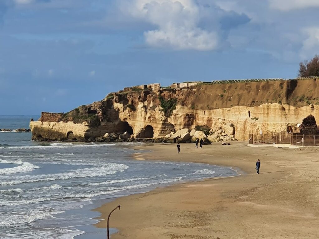 Nero's Caves and Villa in Anzio: A Roman Imperial Site 7 Nero's caves and villa