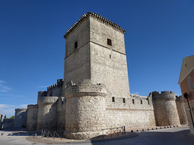 Portillo Castle: A Medieval Fortress in Valladolid, Spain