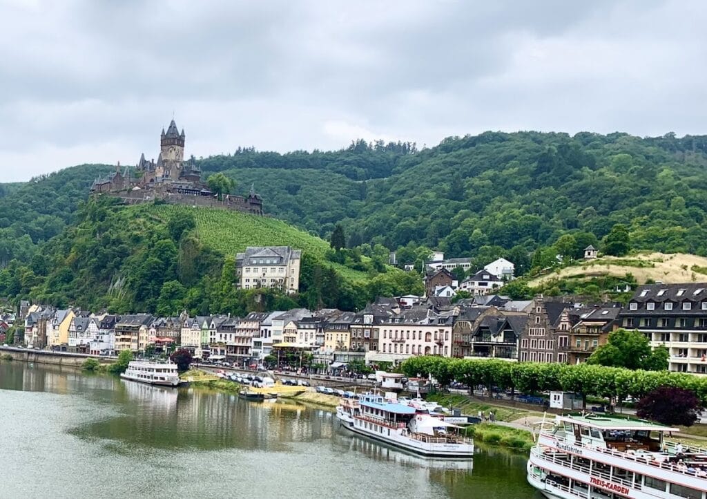 Reichsburg Cochem Castle: A Medieval Imperial Castle above the Moselle 1 Reichsburg Cochem Castle