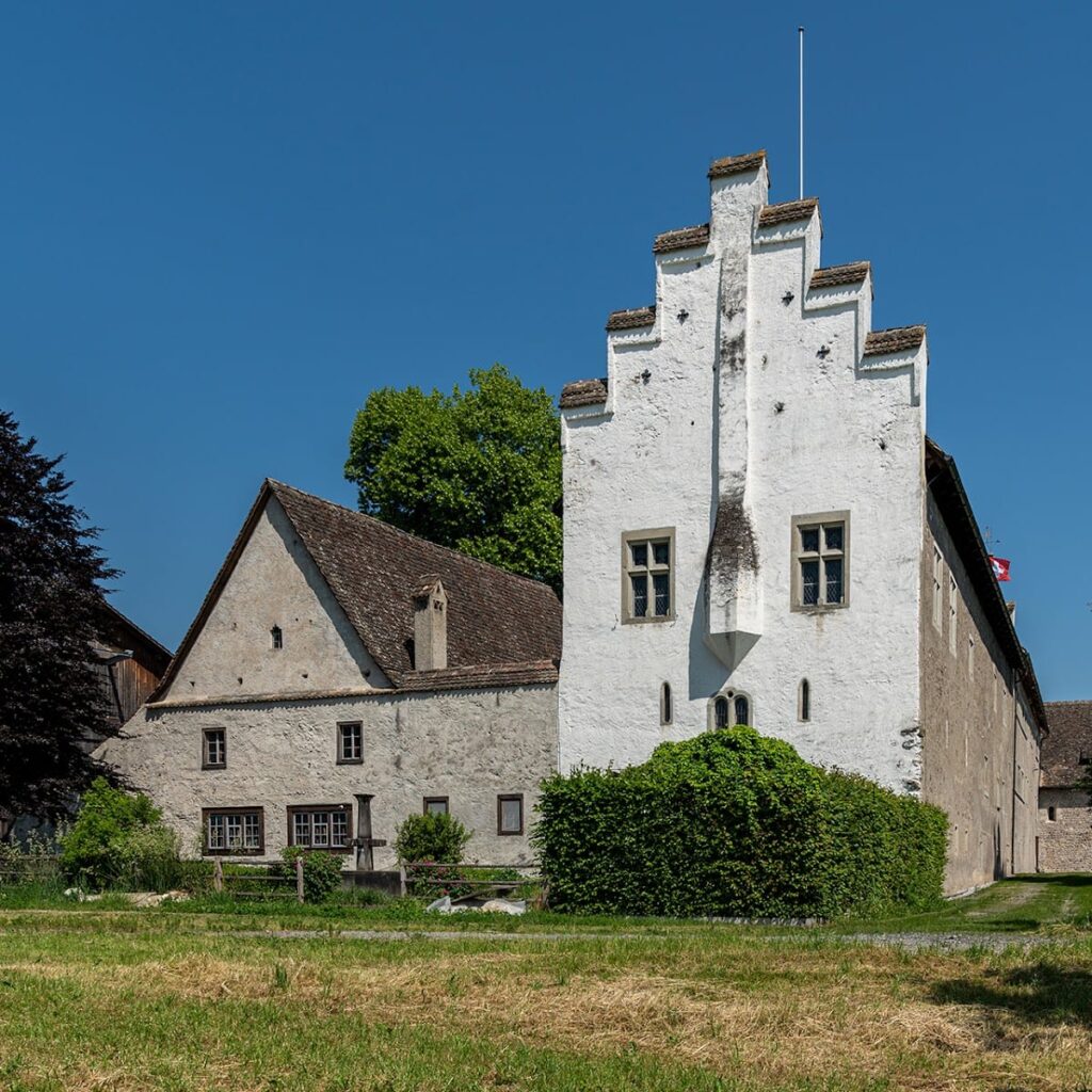 Ritterhaus Bubikon: A Knights Hospitaller Commandery in Switzerland 5 Ritterhaus Bubikon