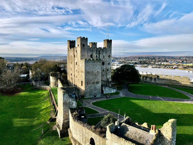 Rochester Castle: A Norman Fortress and Medieval Keep in England