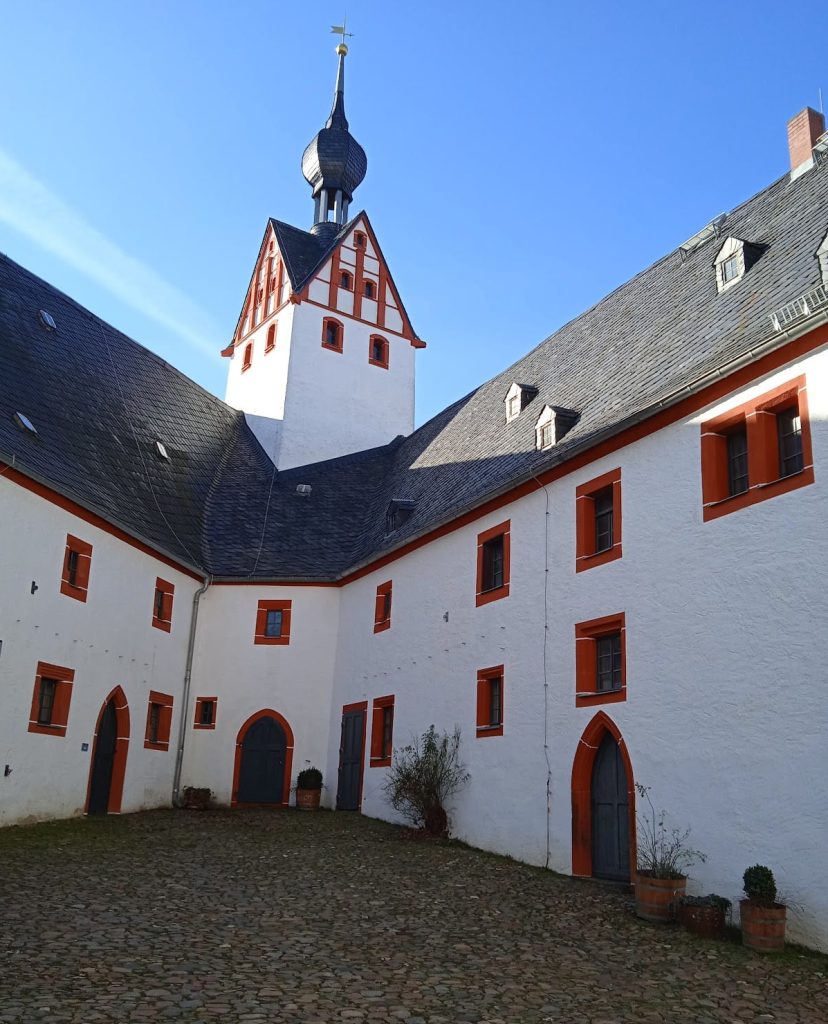 Rochsburg Castle: A Late Gothic and Renaissance Castle in Germany 2 Rochsburg Castle