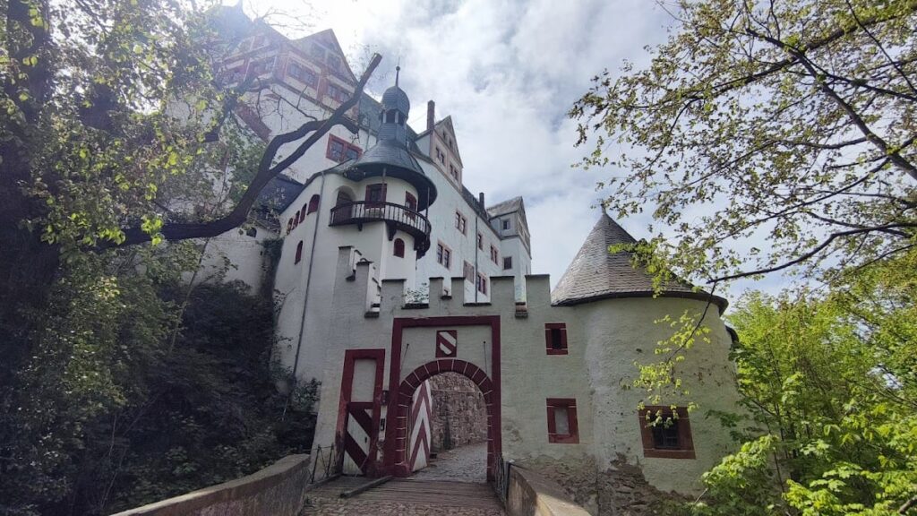 Rochsburg Castle: A Historic Renaissance Schloss in Lunzenau, Germany 8 Rochsburg Castle
