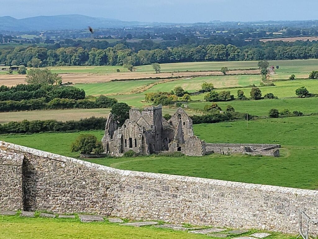 Rock of Cashel: Royal Seat and Medieval Ecclesiastical Complex in Ireland 4 Rock of Cashel