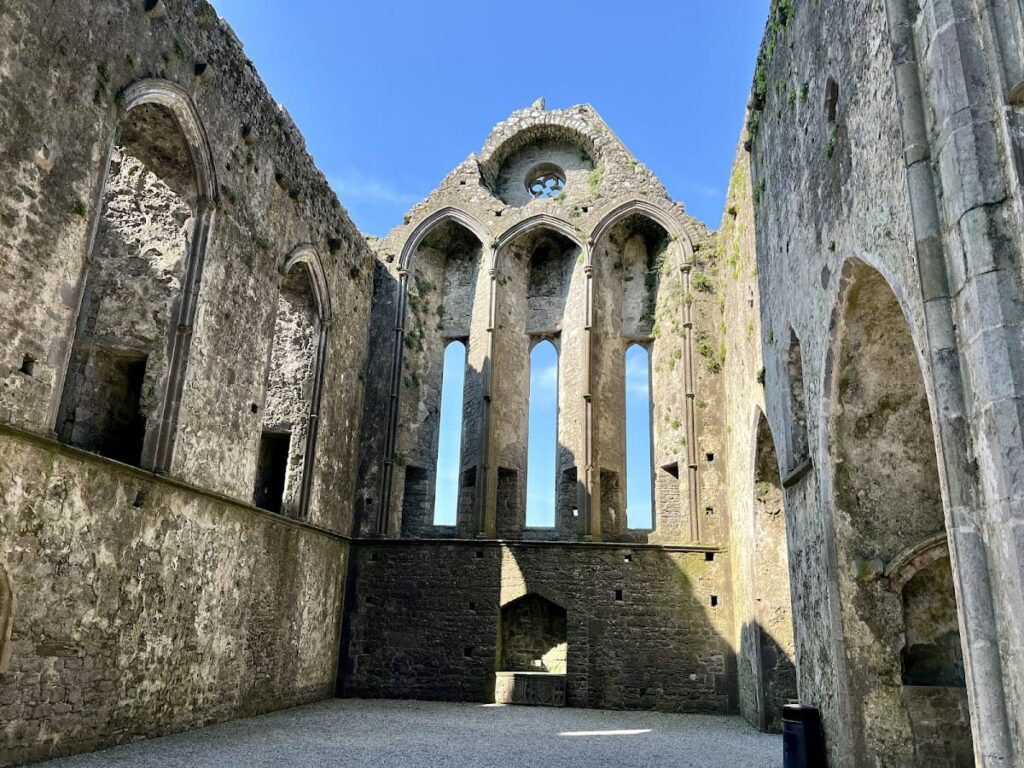 Rock of Cashel: Royal Seat and Medieval Ecclesiastical Complex in Ireland 5 Rock of Cashel