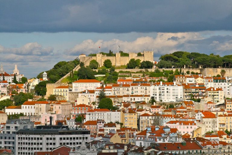 Sao Jorge Castle: A Historic Citadel and Royal Residence in Lisbon