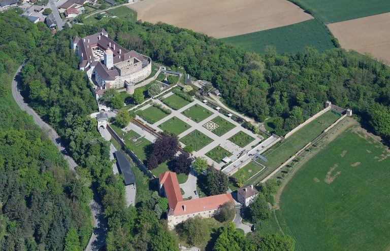 Schloss Schallaburg: A Medieval Castle and Renaissance Palace in Austria