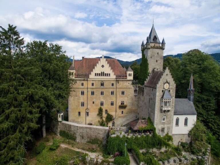 Schloss Egg: A Medieval Water Castle in Bernried, Germany