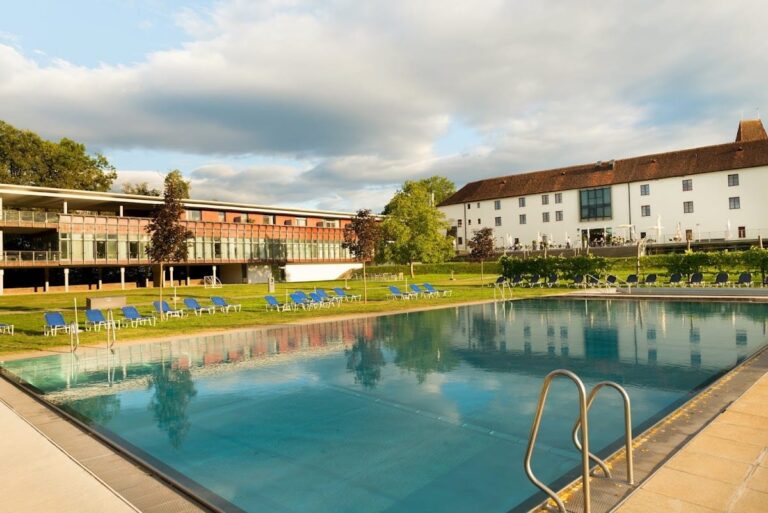 Schloss Seggau: A Historic Castle Complex in Southern Styria, Austria