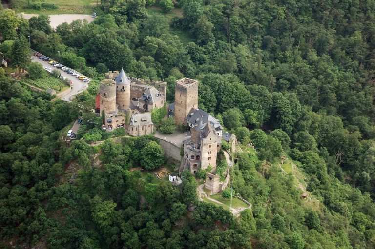 Schönburg: A Medieval Hilltop Castle above Oberwesel