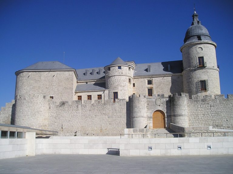 Simancas Castle: A Royal Prison and General Archive in Spain