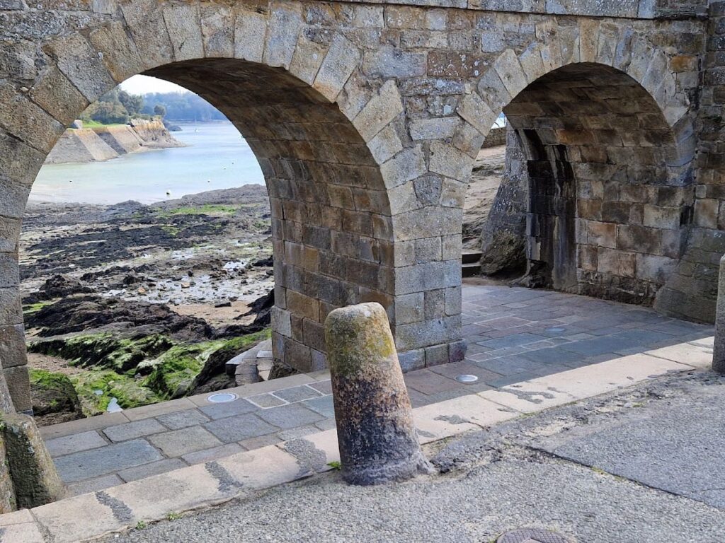 Solidor Tower: A Medieval Fortified Keep in Saint-Malo, France 5 Solidor Tower