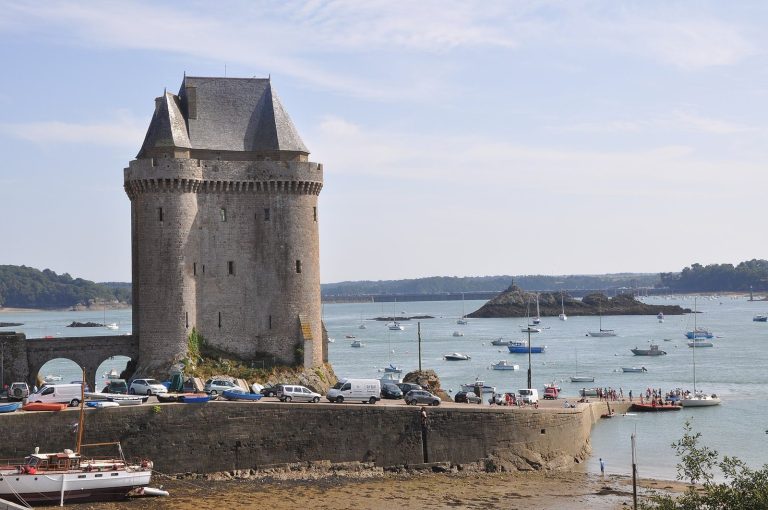Solidor Tower: A Medieval Fortified Keep in Saint-Malo, France
