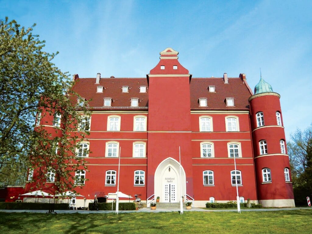 Spyker Castle: A Renaissance Palace on Rügen 1 Spyker Castle