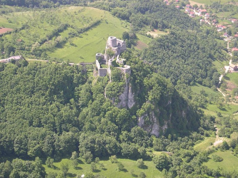 Srebrenik Fortress: A Medieval Stronghold in Bosnia and Herzegovina