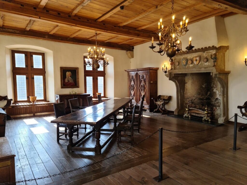 Vianden Castle: A Medieval Count’s Residence in Luxembourg 5 Vianden Castle