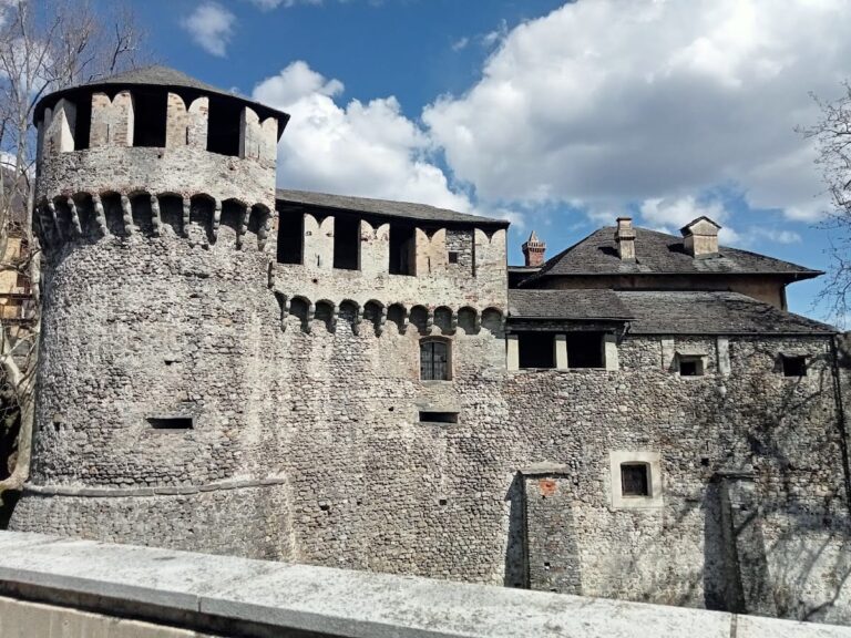 Visconteo Castle, Locarno: A Historic Fortress and Museum in Switzerland