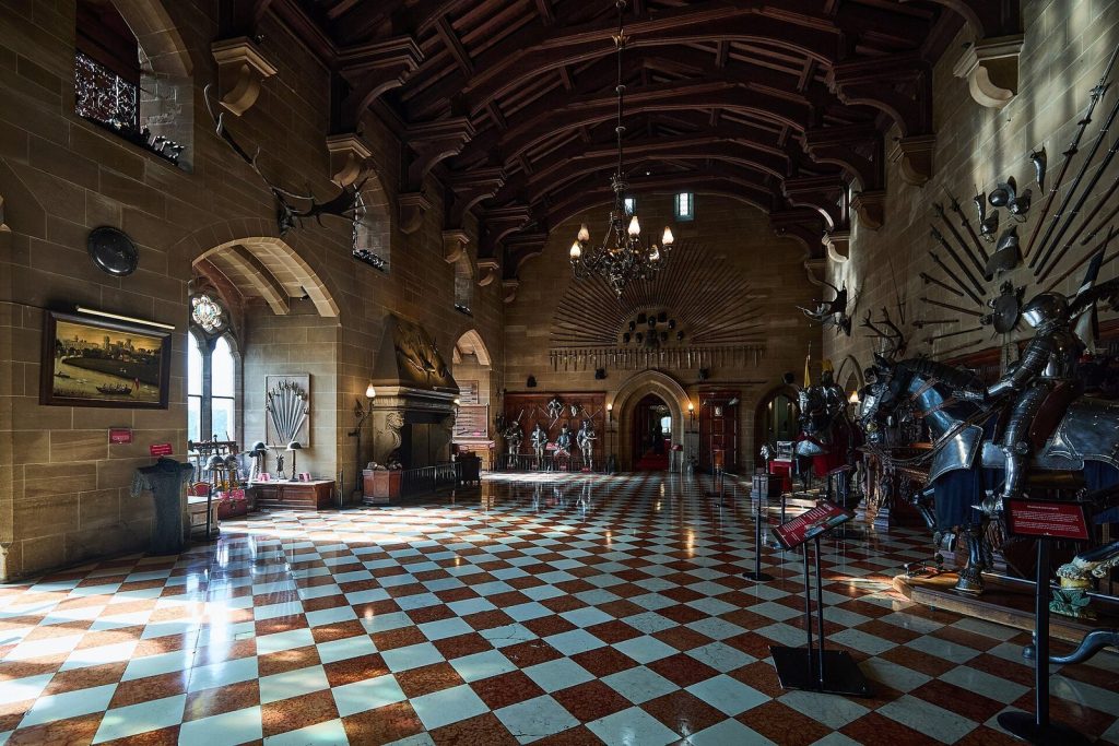 Warwick Castle: A Medieval Fortress and Aristocratic Residence 4 Warwick Castle