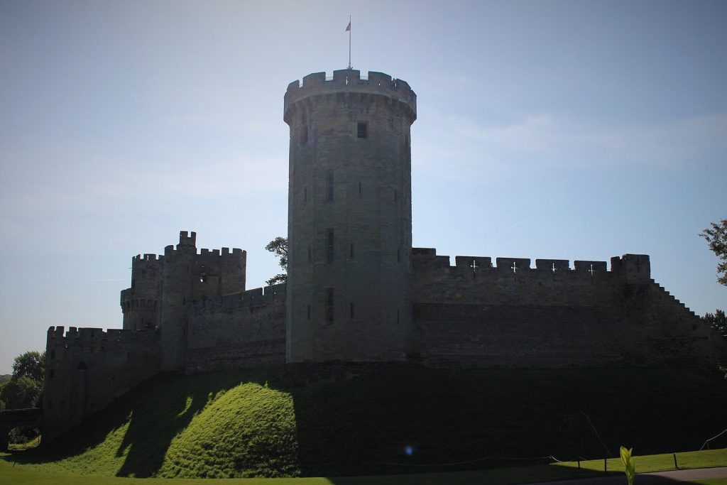 Warwick Castle: A Medieval Fortress and Aristocratic Residence 5 Warwick Castle