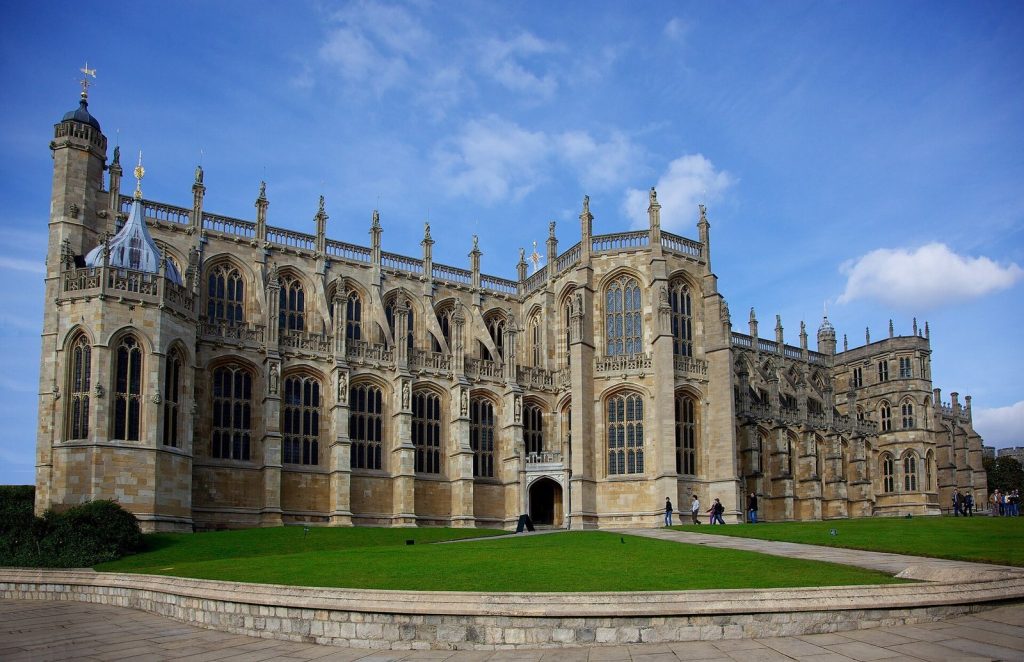 Windsor Castle: A Norman Fortress and Royal Residence in England 3 Windsor Castle