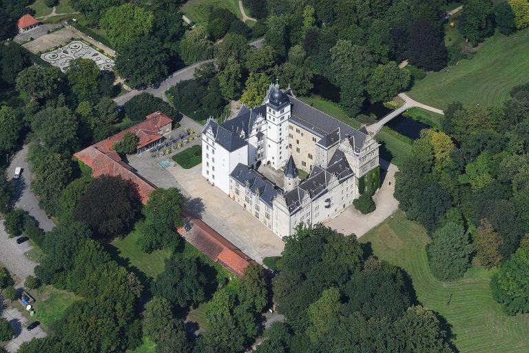 Wolfsburg Castle: A Medieval Water Castle and Renaissance Residence in Germany