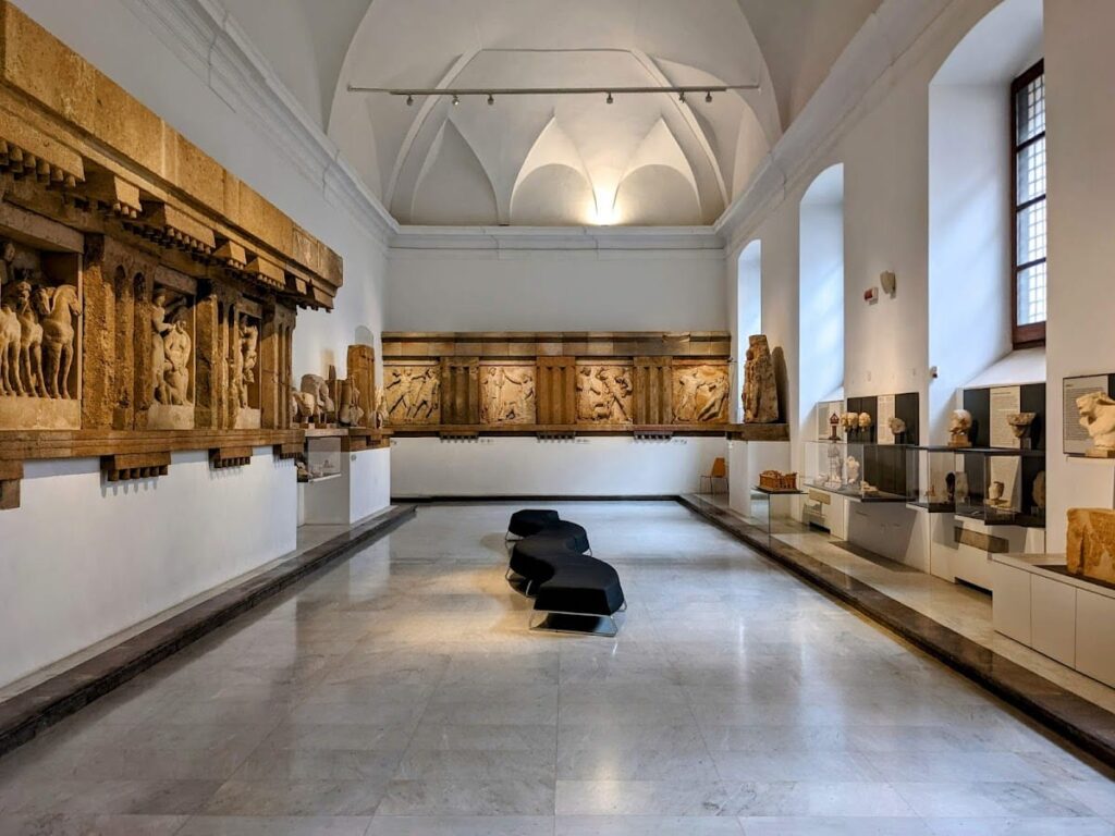 Regional Archaeological Museum Antonio Salinas: Palermo’s Archaeological Collections 1 Regional Archeological Museum Antonio Salinas