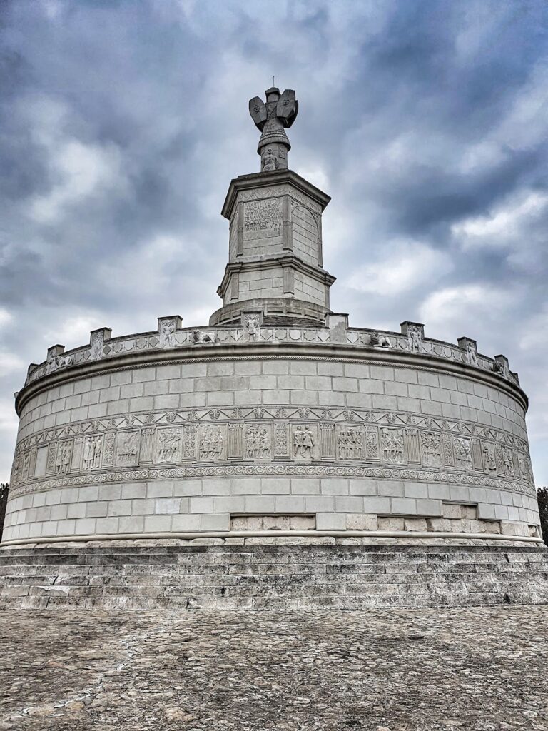 Tropaeum Traiani: A Roman Monument and Settlement in Adamclisi, Romania