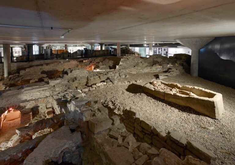Termas Romanas de Campo Valdés: Roman Public Baths in Gijón