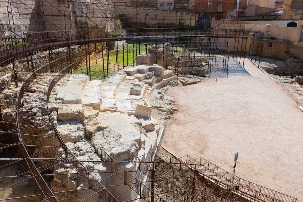 Roman Theatre of Tàrraco: A Roman Performance and Civic Complex 1 Roman theatre of Tàrraco