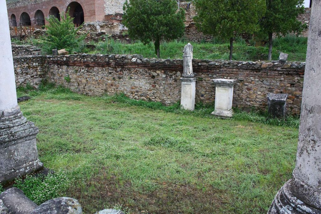 Heraclea Lyncestis: An Ancient Macedonian, Roman, and Early Christian City 1 Heraclea Lyncestis