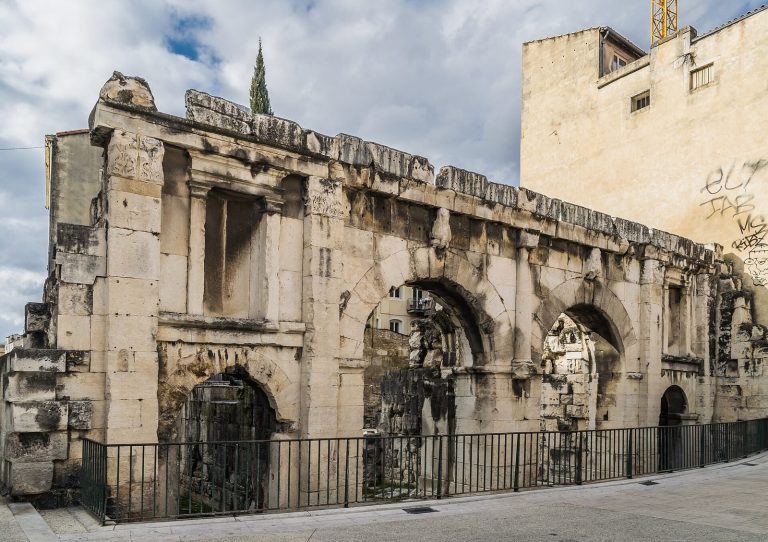Porte d’Auguste, Nîmes: A Roman City Gate