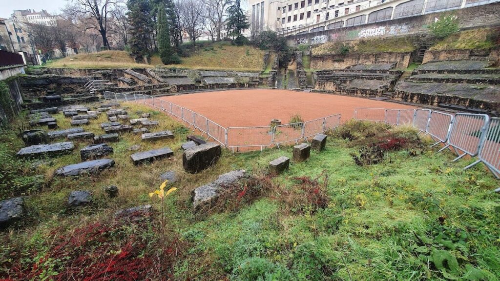Amphitheater of the Three Gauls: A Roman Imperial-Cult Arena in Lyon 4 Amphitheater of the Three Gauls