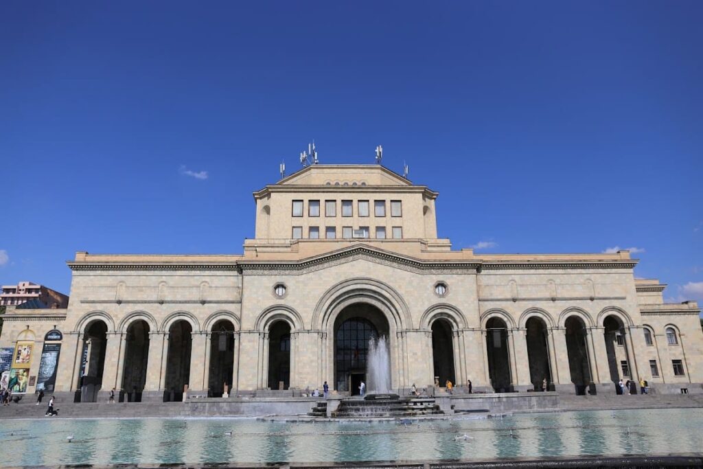 History Museum of Armenia: A National Historical and Archaeological Museum in Yerevan 1 History Museum of Armenia