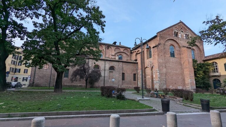 Parrocchia San Simpliciano: A Historic Basilica in Milan