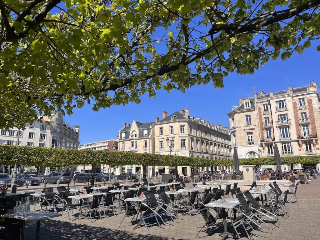 Cryptoportique de Reims: An Ancient Roman Underground Gallery in Reims, France 6 Cryptoportique Reims