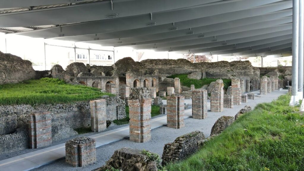 Bavay Ancient Forum: The Civic Center of Roman Bagacum Nerviorum 1 Bavay ancient Forum (Nord)