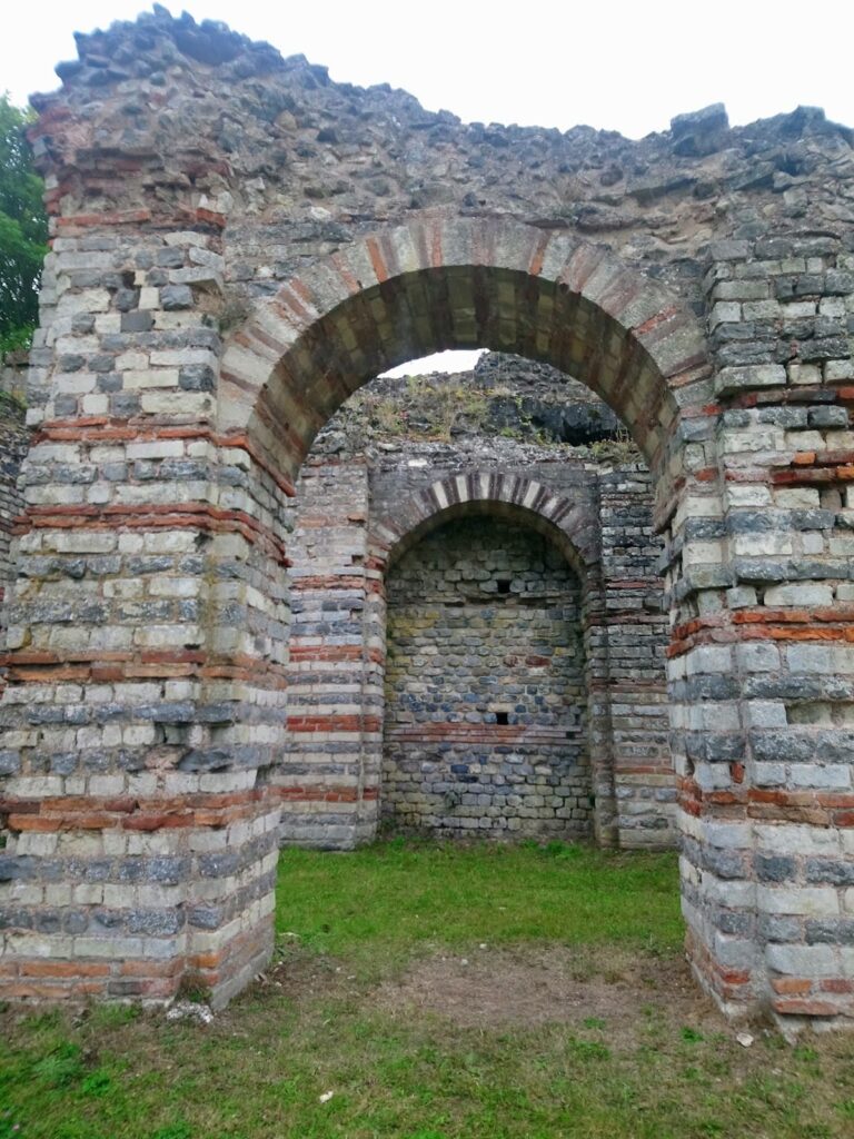 Bavay Ancient Forum: The Civic Center of Roman Bagacum Nerviorum 3 Bavay ancient Forum (Nord)