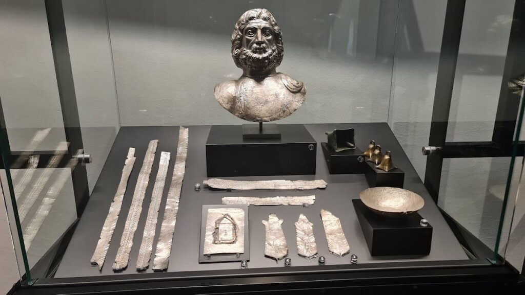 Museo Archeologico Regionale: An Archaeological Museum in Aosta, Italy 2 Museo Archeologico Regionale